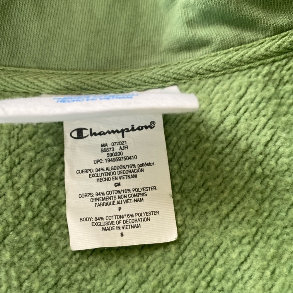 Champion Pull Over - image 7